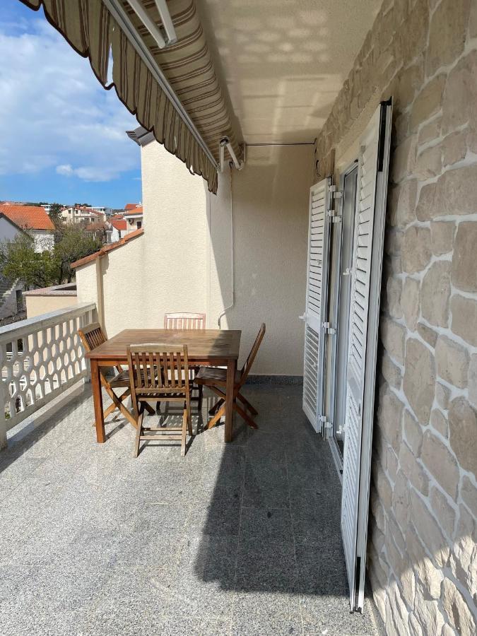 Duplex Appartment Luna Крк Екстер'єр фото